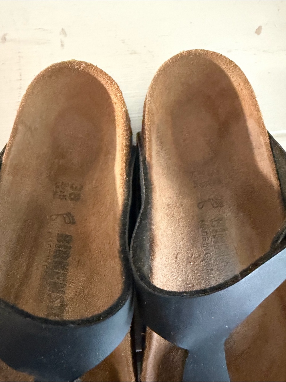 Birkenstock Gizeh Black Birko-Flor Thong Sandal Size 38 EU US 7-7.5 Gently Used - Picture 6 of 14